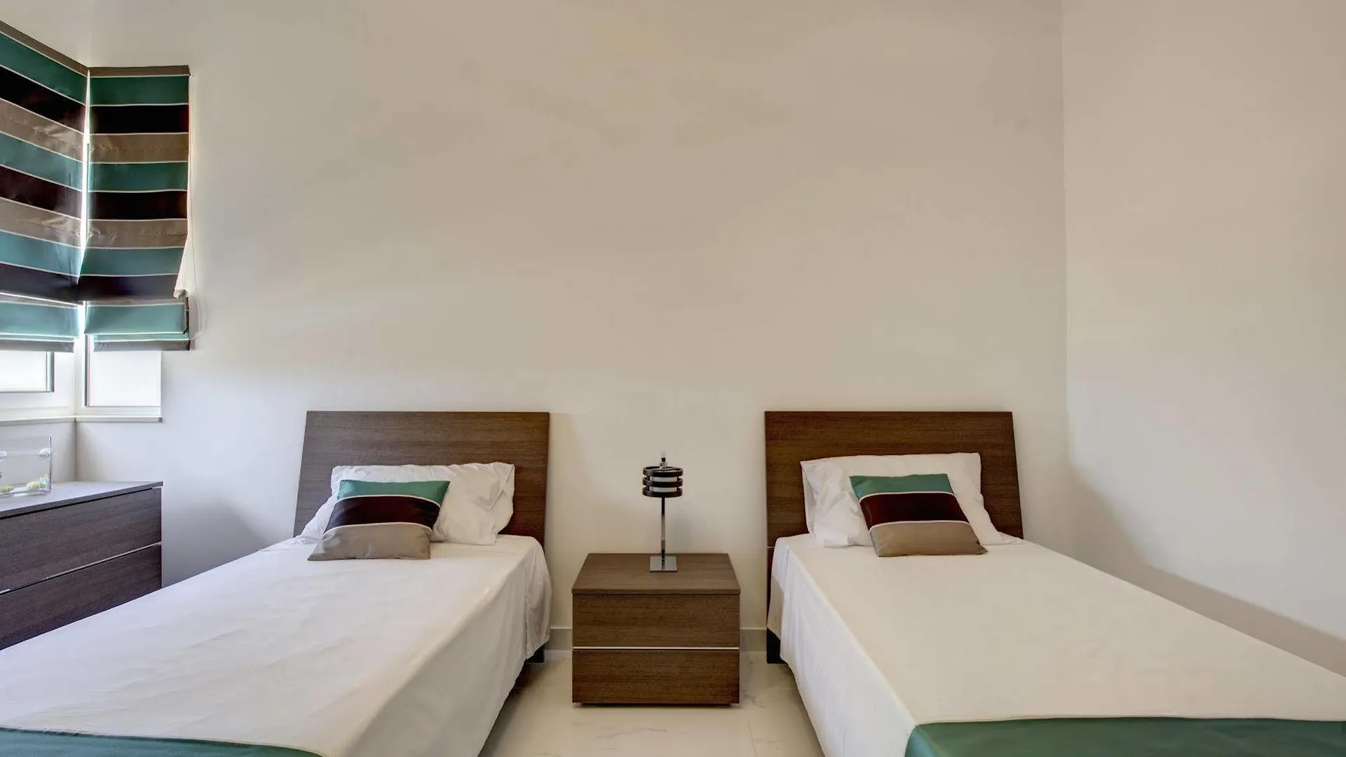 The Apex 10 Hotel Saint Julian's 2*,  Malta