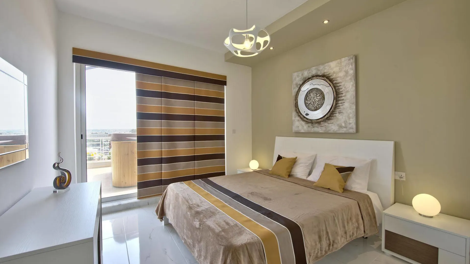 The Apex 10 Hotel Saint Julian's
