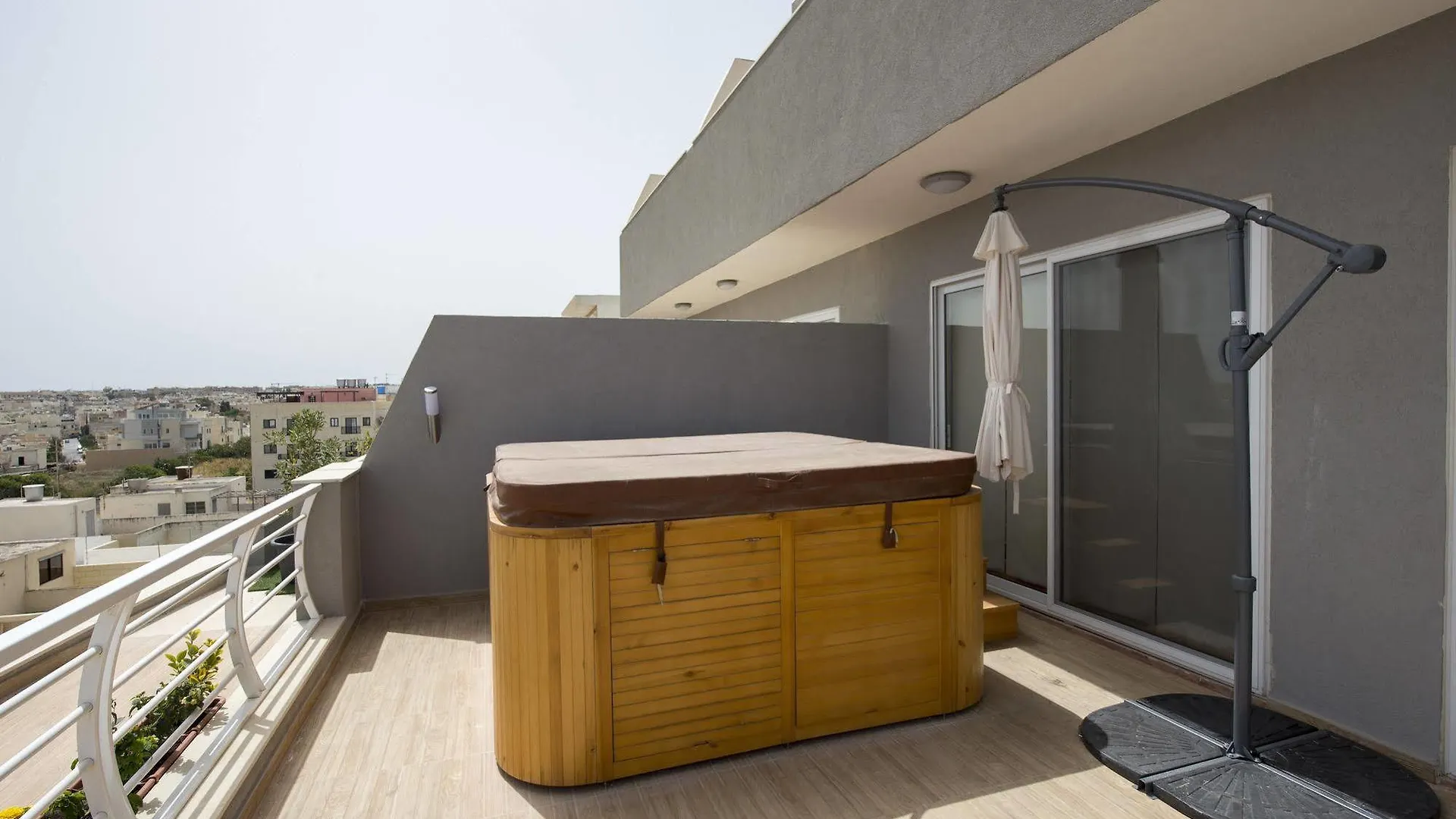 The Apex 10 Hotel Saint Julian's